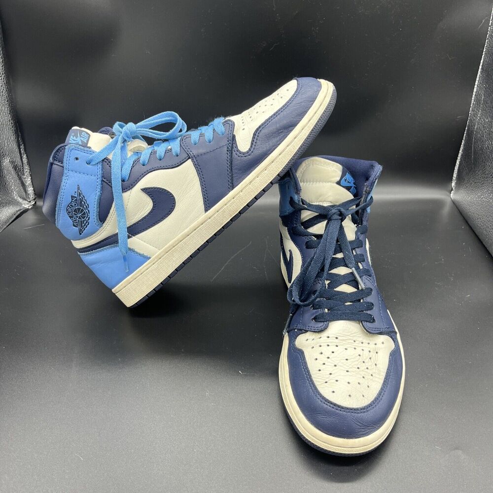 Size 10.5 - Jordan 1 Retro OG High Obsidian UNC 2019